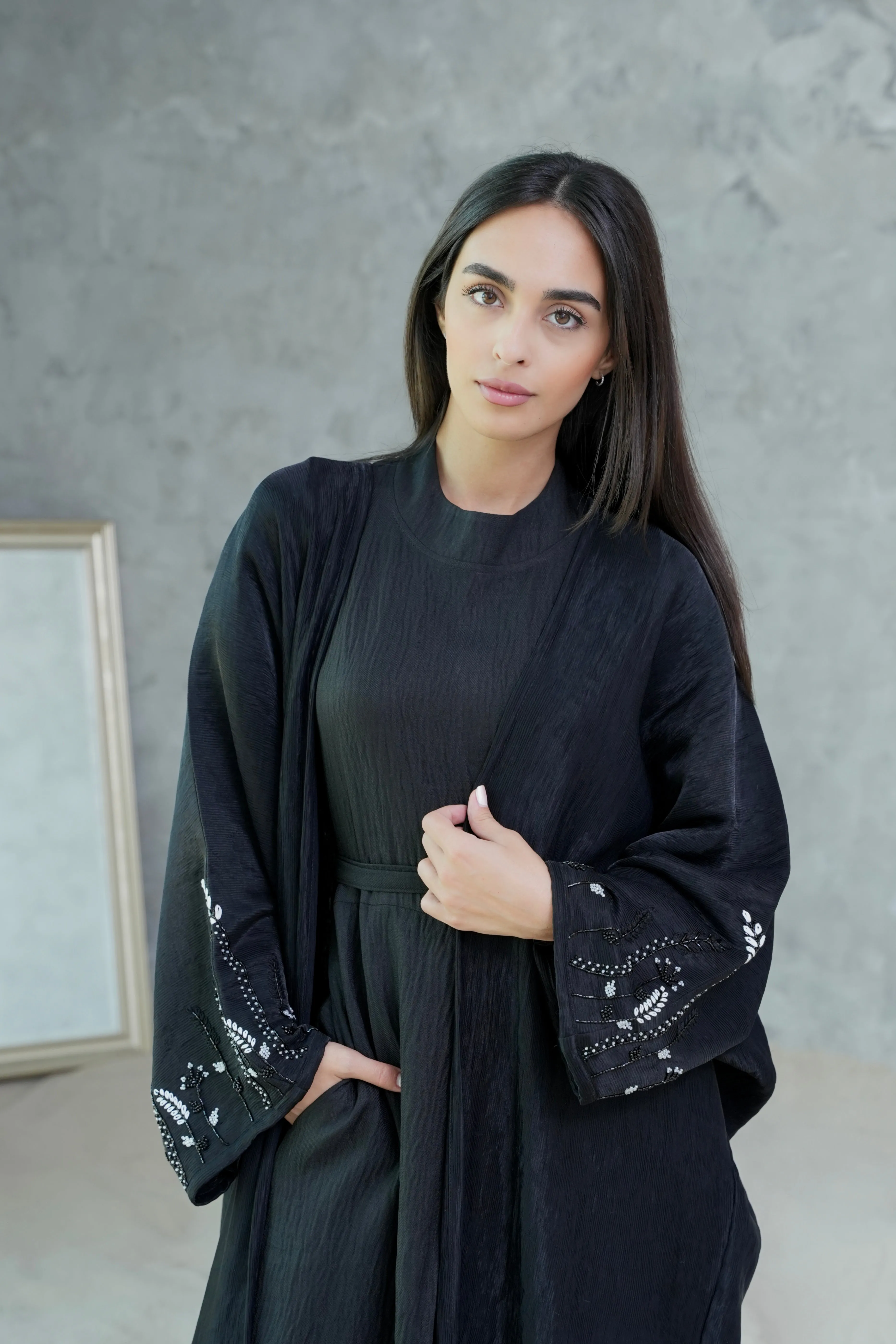 CLASSIC BLACK BISHT ABAYA
#374
