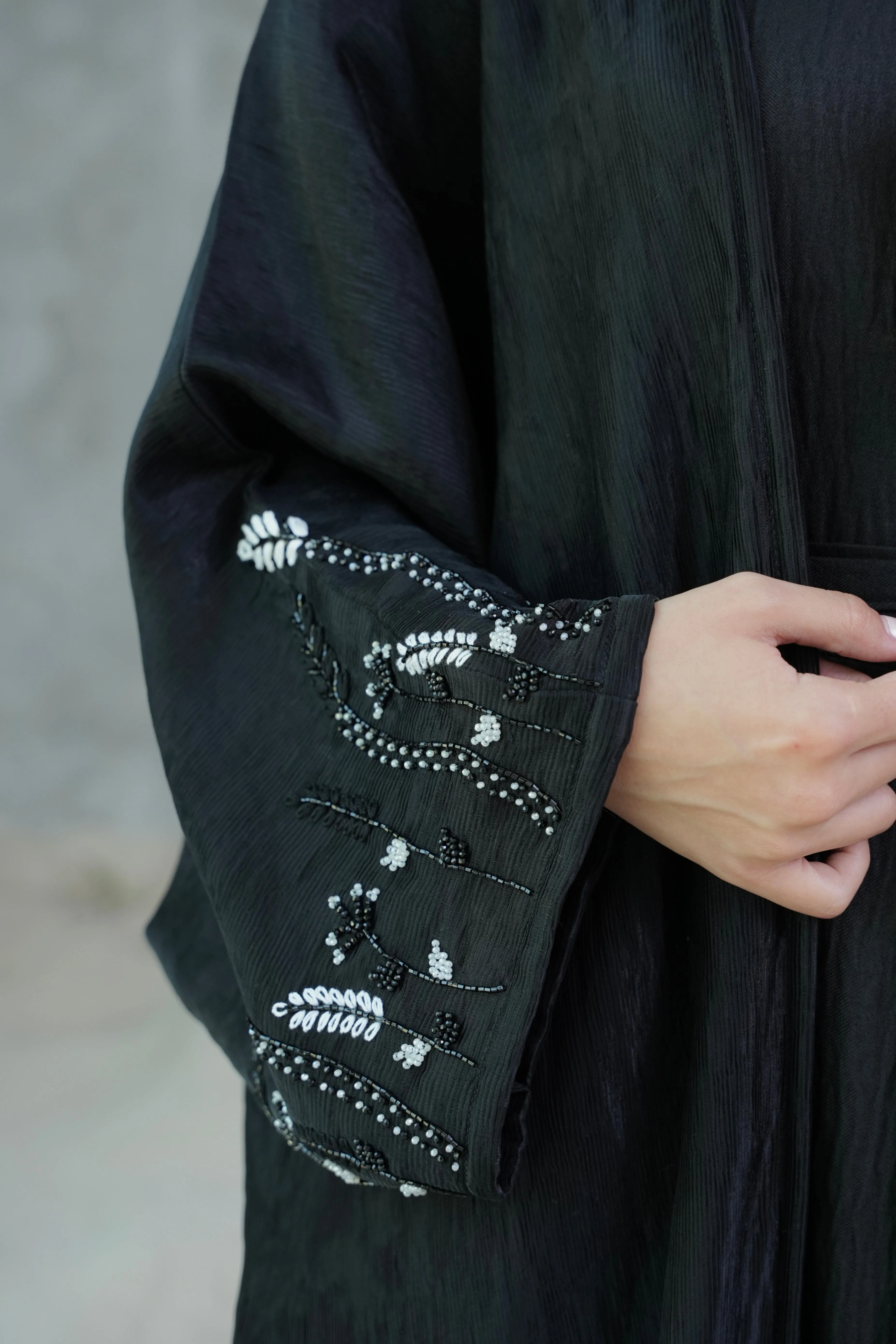 CLASSIC BLACK BISHT ABAYA
#374
