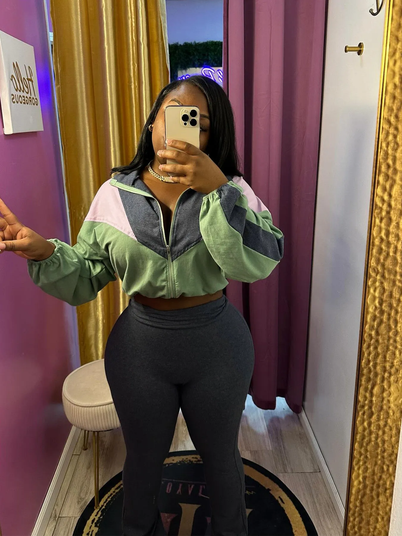 MB FASHION Color-Block Cropped Jacket and High-Waist Flare Pants Set 4060LY
