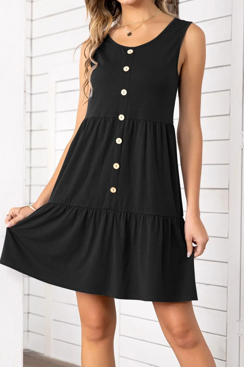 Scoop Neck Sleeveless Tiered Dress