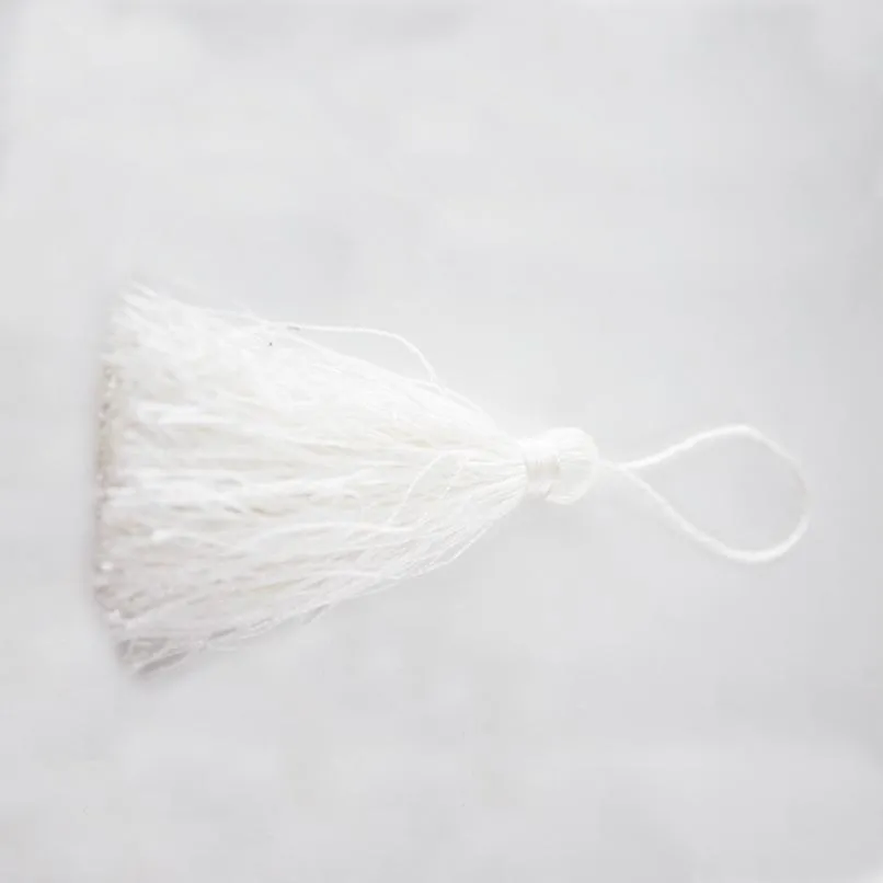 Tassel white 17cm